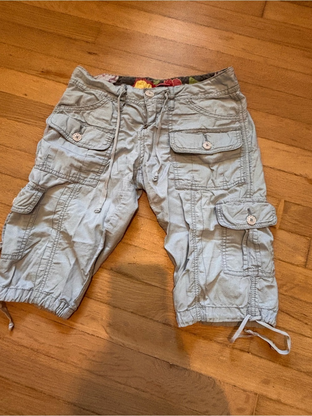 Y2K Unionbay Cargo Capri Shorts Size 3 Khaki Utility Drawstring Pockets